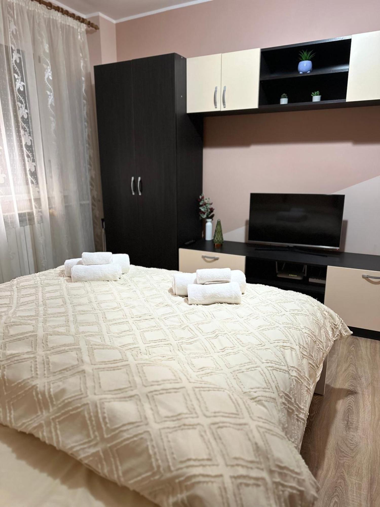 Cozy Apartament Galaţi Eksteriør bilde